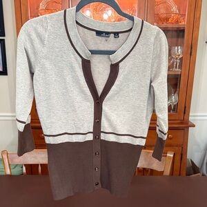 Willi Smith Tan and Brown Cardigan Sweater 3/4 sleeves